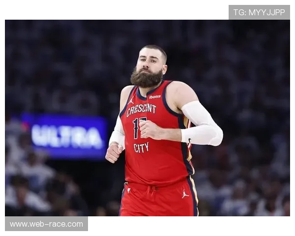 浓眉脚踝扭伤缺席关键战，湖人内线轮换面临考验